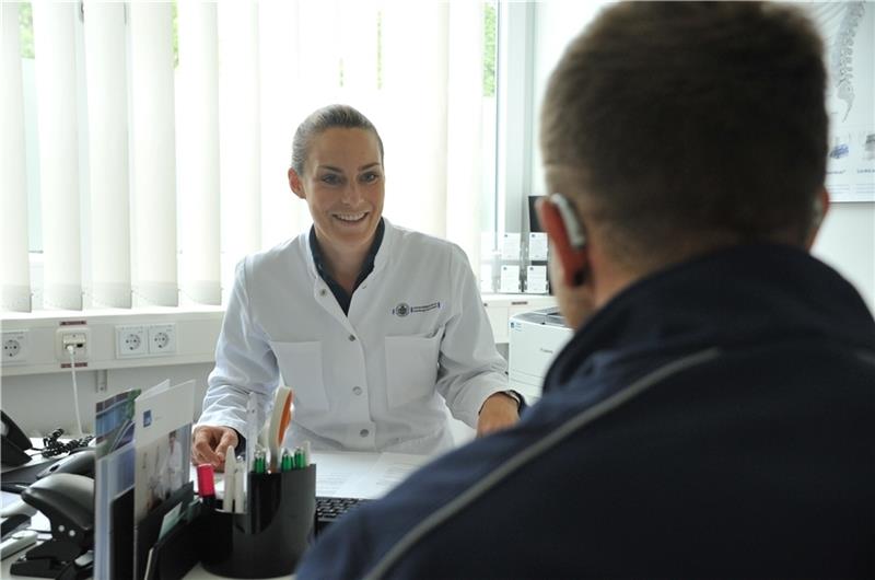 Dr. Christin Siebert und ihre Kollegen betreuen Haller am Athleticum. Foto: Scholz