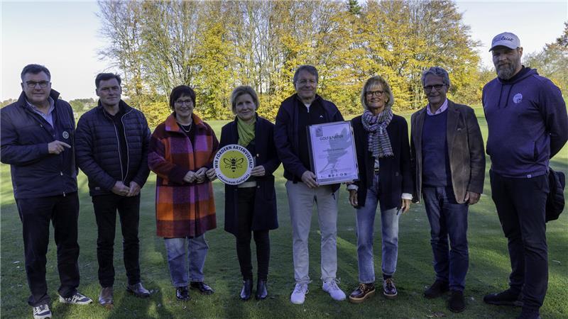 Dr. Gunther Hardt (DGV), Frank Johannsen (Greenkeeper), Katja Oldenburg-Schmidt (Bürgermeisterin), Renate Lühning (Uni Kiel), Hans-Peter Meinhold, Ina von Düring, Dr. Walter Weber, Andreas Watteroth.