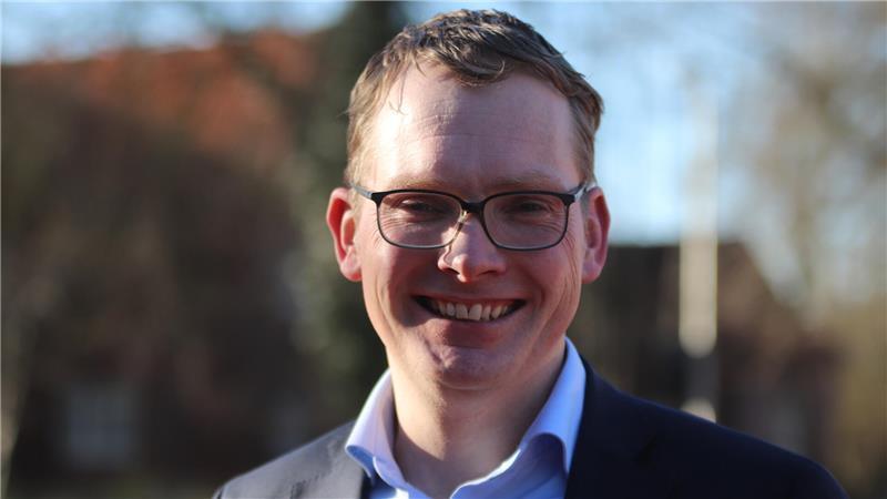 Dr. Henning Müller ist an der Universität Osnabrück Projektleiter des KI-Reallabors Agrar und außerdem Vorsitzender des Agrotech Valley Forums.