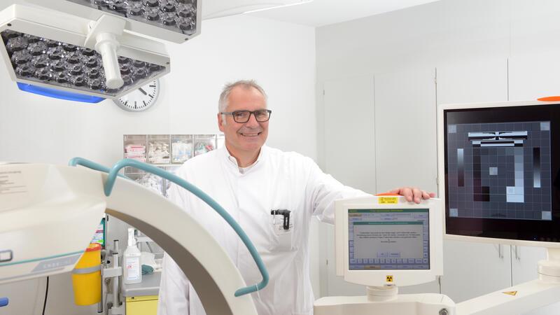 Dr. Jörg Franke ist Chefarzt der Klinik für Unfallchirurgie und Orthopädie am Elbe Klinikum Stade und an der OsteMed Klinik Bremervörde.