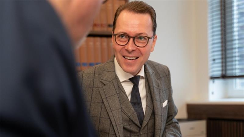 Dr. Martin C. Lockert