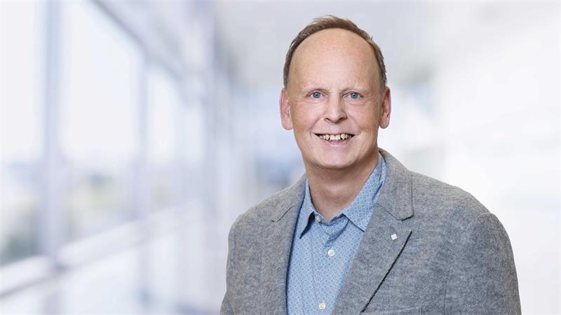 „Ein neues Zeitalter“: Fredenbecker Apotheke hat eine junge Nachfolgerin Dr. Mathias Grau, Inhaber der Rats-Apotheke in Horneburg und Vorsitzender des LAV-Bezirks Stade.