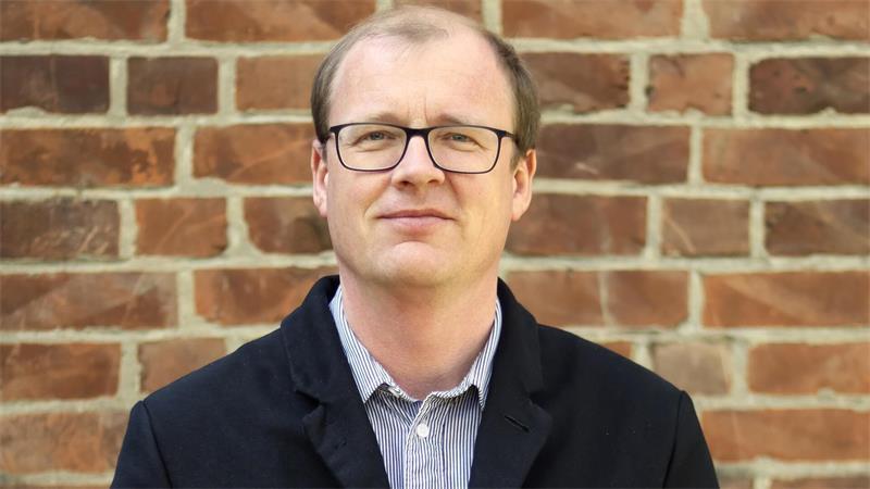 Darum pochen die Museen in der Region auf Notfallboxen Dr. Moritz Geuther, Initiator und Leiter des Projekts „Im Notfall gut gerüstet“.
