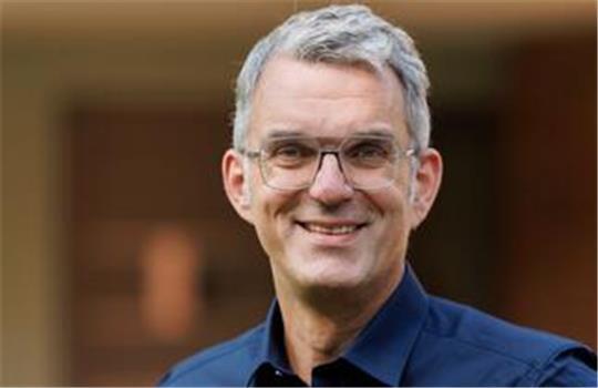 Dr. Ole Rathje ist Allgemeinmediziner aus Nottensdorf.
