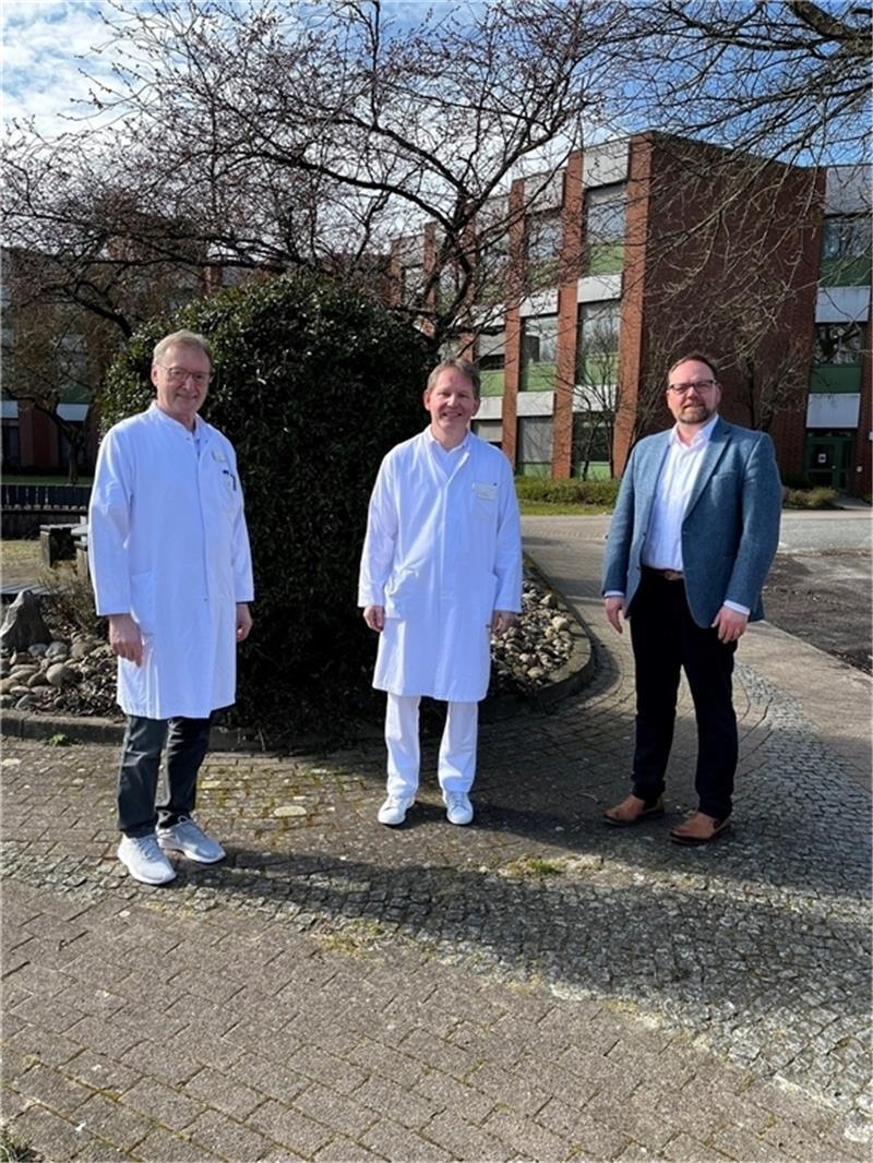 Dr. Oskar Freudenthaler, Dr. Axel Franzen und Geschäftsführer Rainer Röhrs (von links).