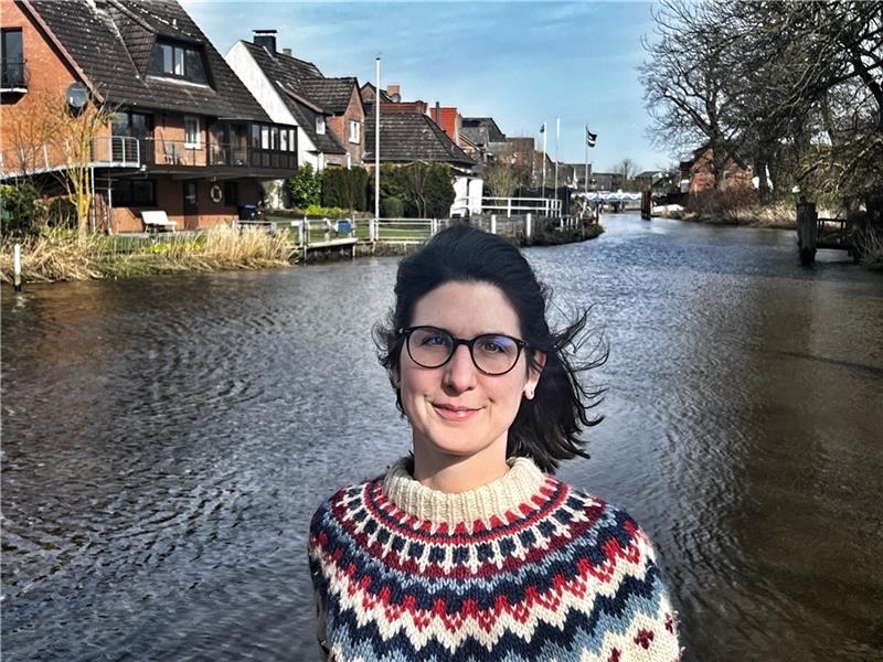 Dr. Rossella Alba lebt an einem Ort, der vom Wasser geprägt ist: Moorende an der Este. Beruflich forscht sie weltweit an solchen Orten. Foto: Richter