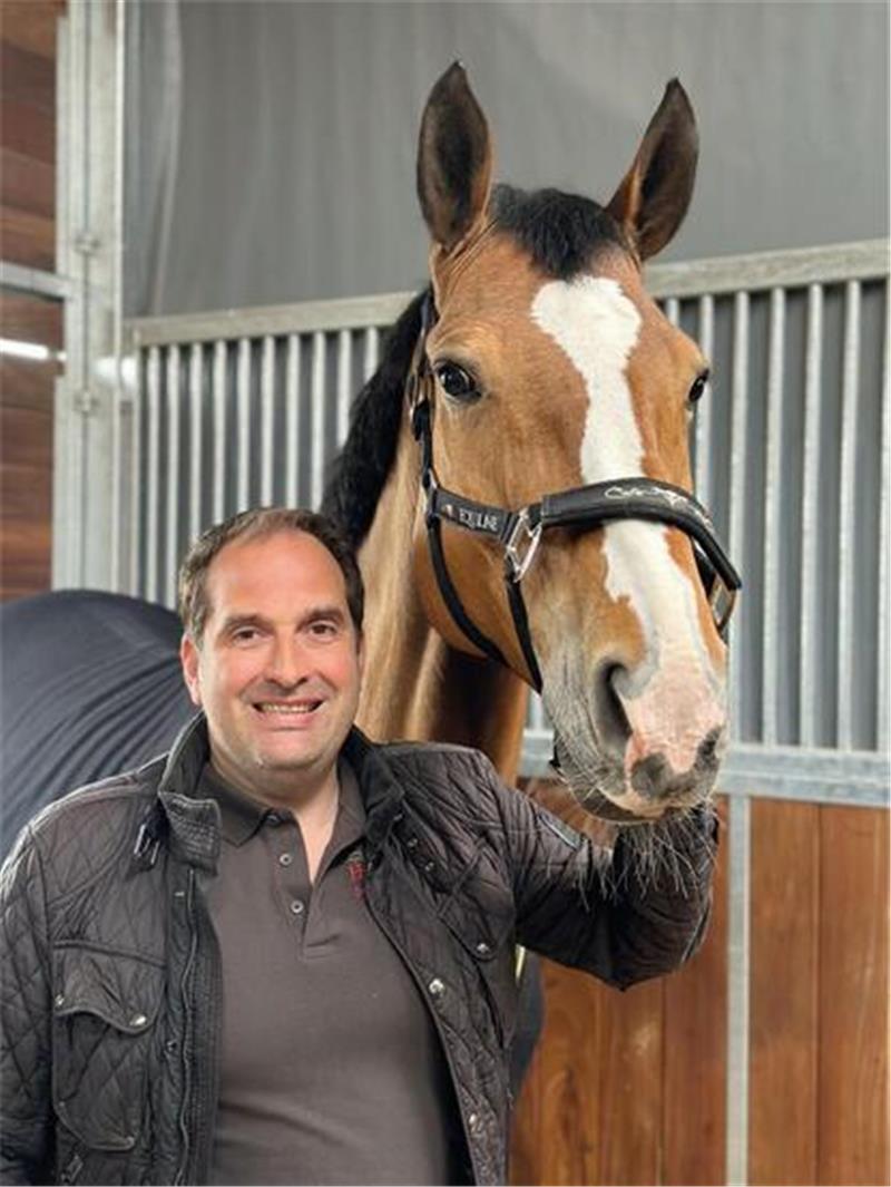 Dr. Stephan Leser.