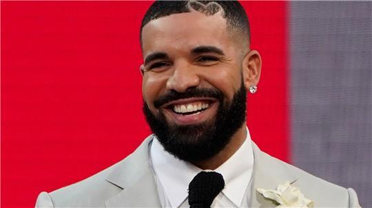 Drake überraschte seine Fans diesen Monat mit gleich drei neuen Alben. (Archivbild)