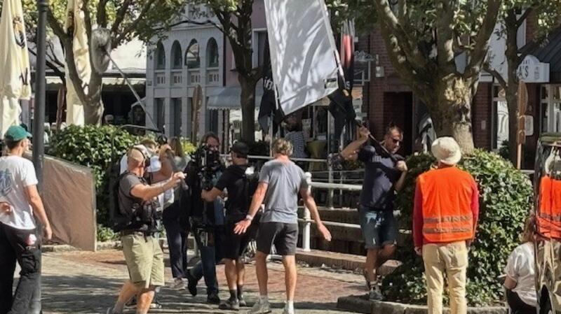 ZDF-Reihe „Neuer Wind im Alten Land“: Diese Buxtehuderin spielt mit Dreharbeiten zur ZDF-Serie „Neuer Wind im Alten Land“ am Westfleth in Buxtehude.