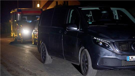 Drei Leichen wurden schon in der Nacht abtransportiert. (Archivbild)