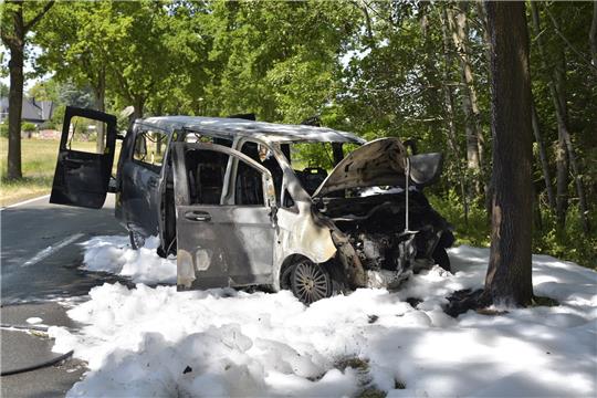 Drei Menschen wurden bei einem Unfall im Landkreis Harburg verletzt. Foto: Joto