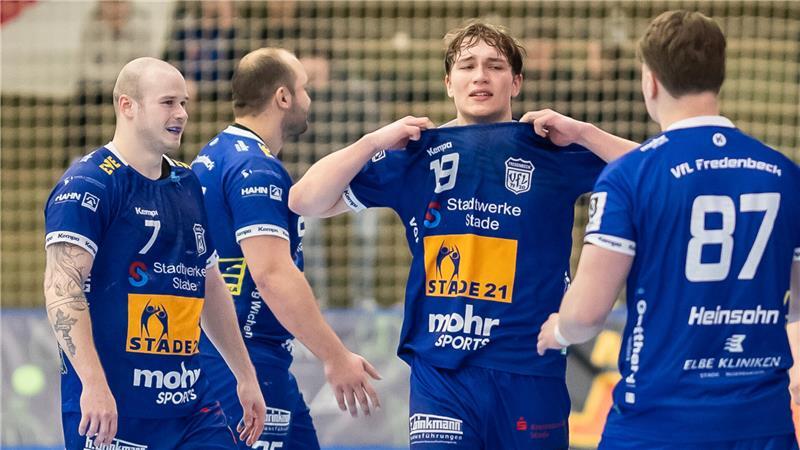 Drei Sekunden vor Schluss erzielt Varel den Siegtreffer. Die Fredenbecker sind fassungslos.