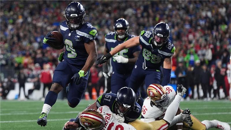 Drei Touchdowns für Kenneth Walker III (9).