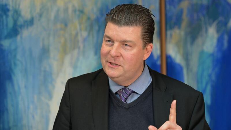 Hamburg mit „Wachstumsbooster“-Ausgleich zufrieden Dressel zeigt sich mit der Bund-Länder-Einigung auf einen Ausgleich der Mindereinnahmen durch den sogenannten „Wachstumsbooster“ zufrieden (Archivbild).
