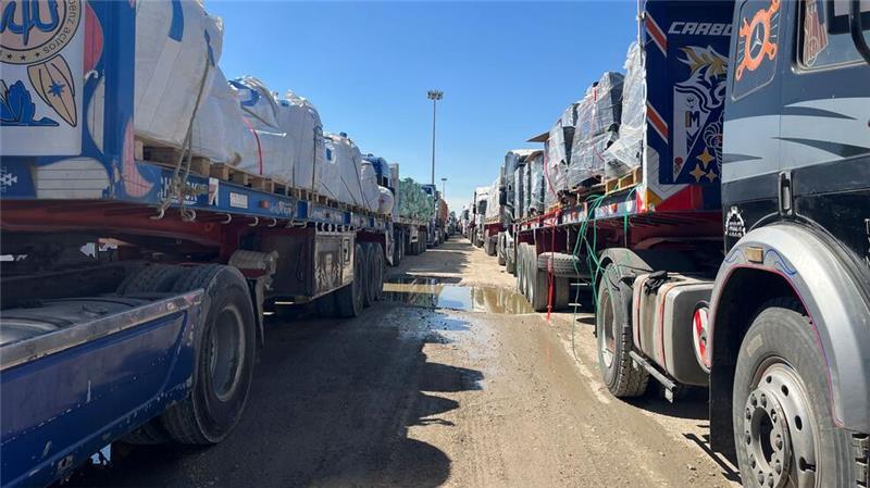 Dringend benötigte Hilfslieferungen für den Gazastreifen stehen an der Grenze und dürfen nicht einreisen