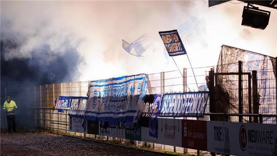 Drittliga-Absteiger SV Meppen spielt in der Fußball-Regionalliga - wie hier im vergangenen Herbst in Drochtersen.