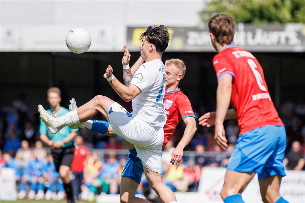 Drochtersen/Assel gegen Holstein Kiel II