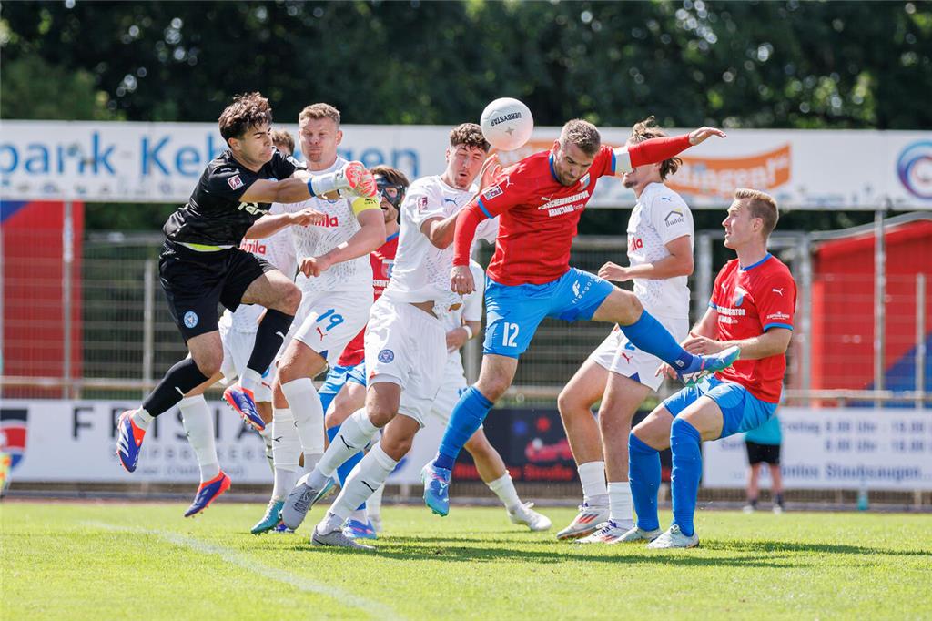 Drochtersen/Assel gegen Holstein Kiel II
