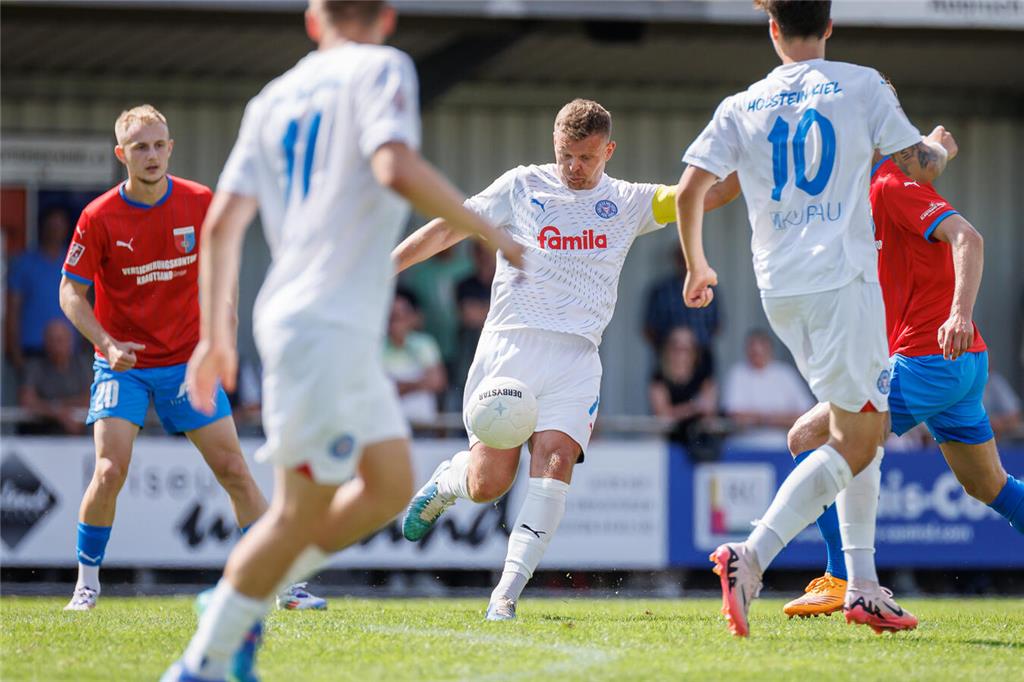 Drochtersen/Assel gegen Holstein Kiel II