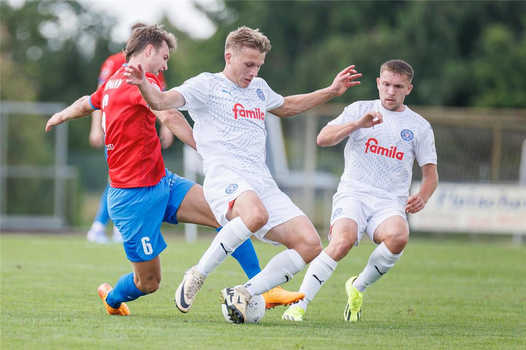 Drochtersen/Assel gegen Holstein Kiel II