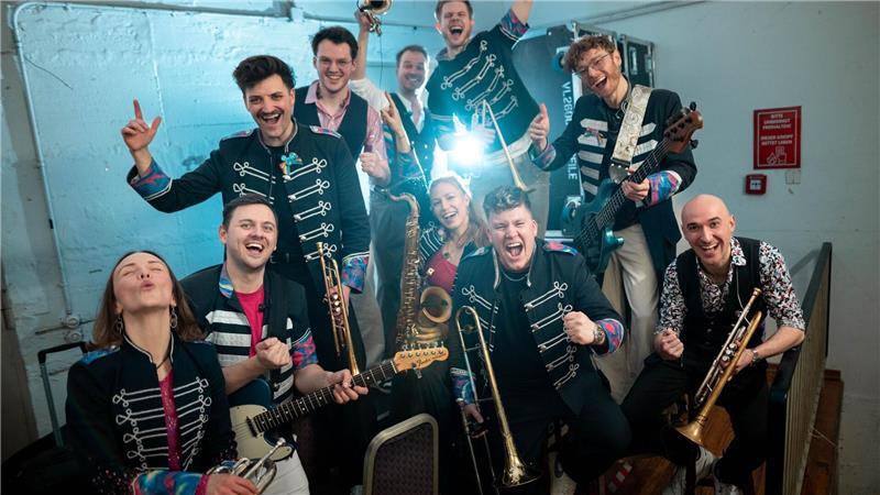 Druckluft und die Maus: Erst Karneval, jetzt die WM