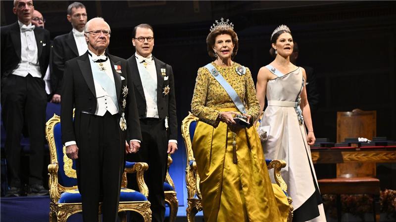 Dürfen bei der Zeremonie nicht fehlen (von links): Schwedens König Carl XVI. Gustaf, Prinz Daniel, Königin Silvia und Kronprinzessin Victoria.