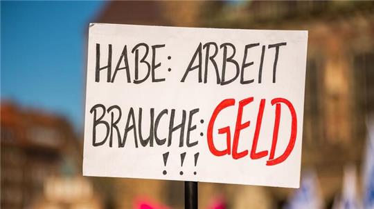 Durch Tarifflucht von Arbeitgebern verliert der Staat laut DGB Geld in Milliardenhöhe.