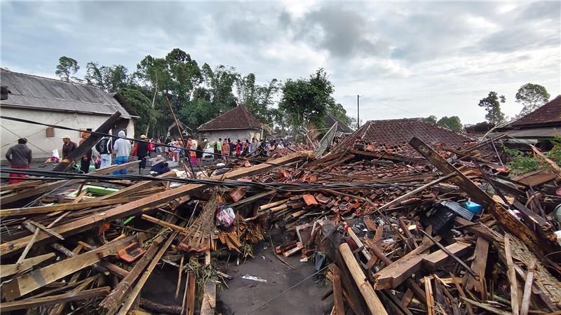 Durch die Eruption lagen mehrere Häuser in Schutt und Asche.