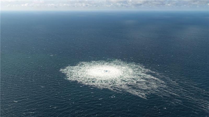 Die Nord-Stream-Pipelines – Geopolitik am Grund der Ostsee Durch die Explosionen im September 2022 wurden drei der vier Stränge der beiden Nord-Stream-Leitungen schwer beschädigt. (Archivbild)
