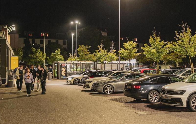 Durch einen Aufruf über TV Total befürchten die Marktbetreiber, dass der Parkplatz heute aus allen Nähten platzt.