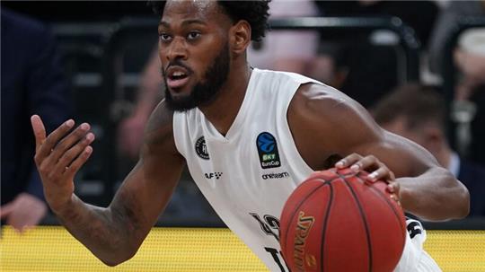 Durham von den Veolia Towers Hamburg in Aktion. Die Towers haben im Eurocup gewonnen.