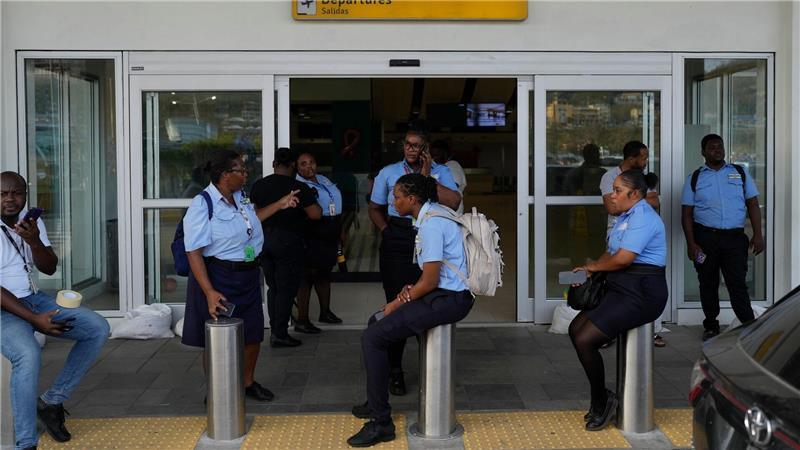 Nach Hurrikan „Melissa“: Verwirrung an Jamaikas Flughäfen Dutzende Flüge gestrichen: Die Ausreise verzögert sich für viele Touristen.