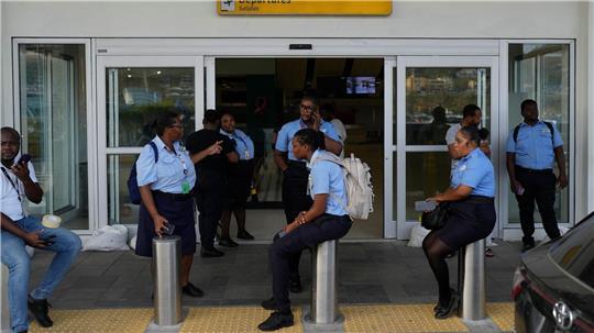 Dutzende Flüge wurden annulliert: Die Rückreise verzögert sich für viele Touristen.