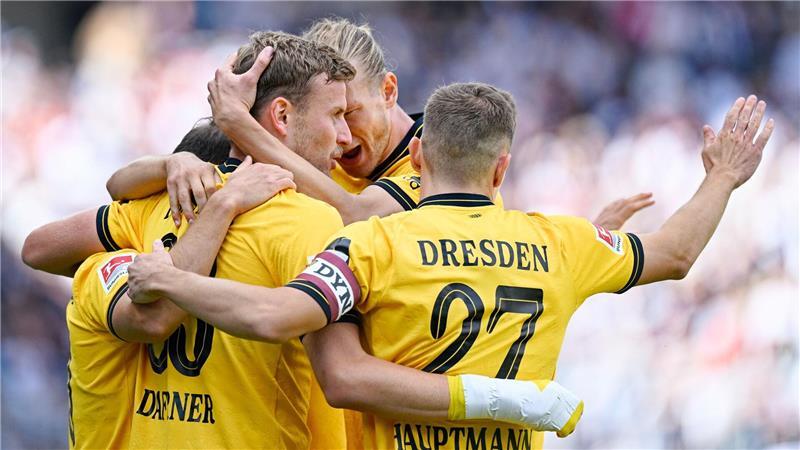 Keine Tabellenführung: Elversberg nur Remis gegen Dresden Dynamo Dresden durfte in Elversberg zweimal jubeln.