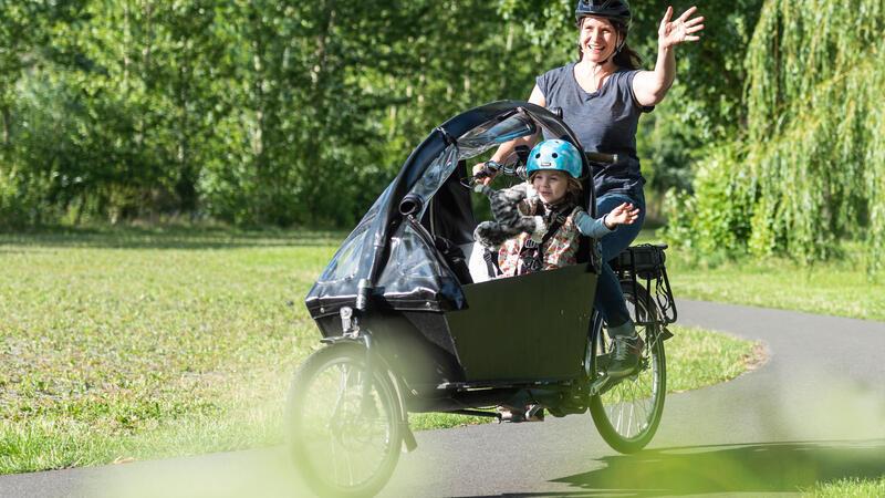 Cargobike-Roadshow: Aktionstag rund ums E-Lastenrad E-Lastenräder werden gern für den Kindertransport genutzt.