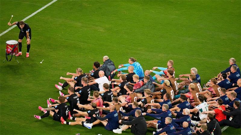 East Rutherford: Nach dem Sieg wird gerudert – Norwegens WM-Jubelritual gegen Senegal in East Rutherford