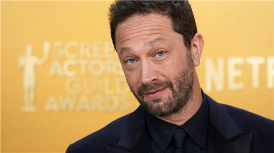 Ebon Moss-Bachrach spielt in der Sonderfolge zur Serie „The Bear“ mit. (Archivbild)
