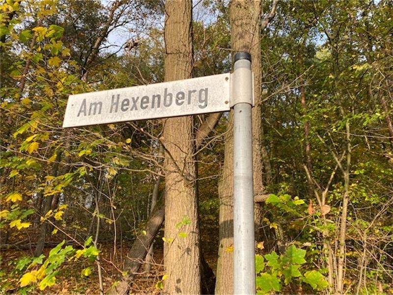 Echte H exen gab und gibt es Am Hexenberg nicht.