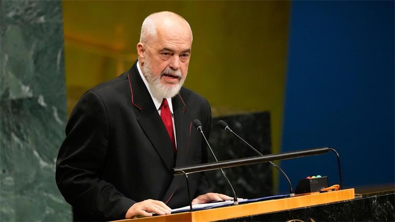 Gewalt und Chaos bei Protesten in Tirana Edi Rama erklärte, er wolle auf die Sorgen der Demonstrierenden eingehen.