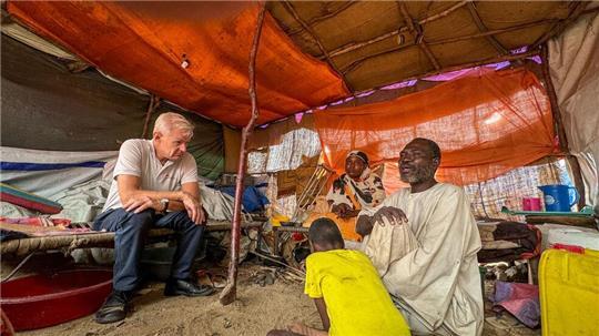 Egeland wirft der internationalen Gemeinschaft mit Blick auf die Krise im Sudan empörendes Verhalten vor. 