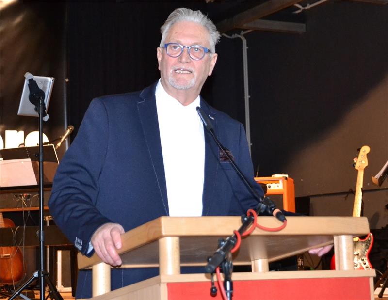 Egon Ahrens hält in Drochtersen ein Plädoyer für die Kultur. Fotos Helfferich