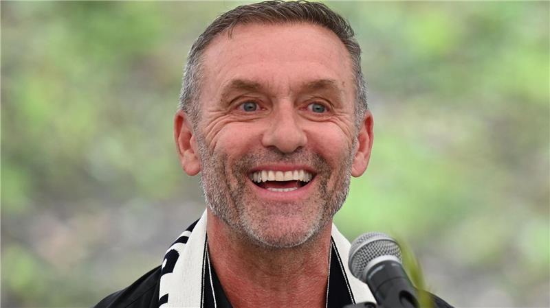 Duell um Stadtherrschaft: HSV und St. Pauli im Derby-Fieber Ehemaliger Spieler und Trainer des HSV: Thomas Doll.