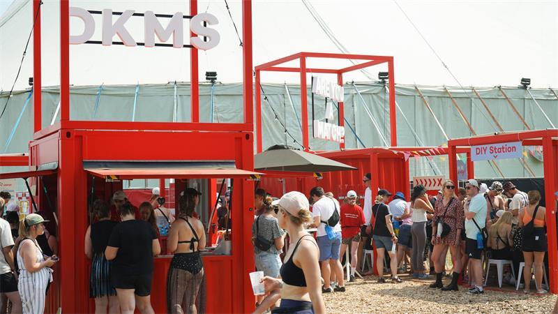 Bjarne rettet ein Kind: Alles begann beim Deichbrand-Festival Eigentlich nur ein Zeitvertreib: Beim DKMS-Stand auf dem Deichbrand-Festival hat Bjarne Recht sich typisieren lassen.