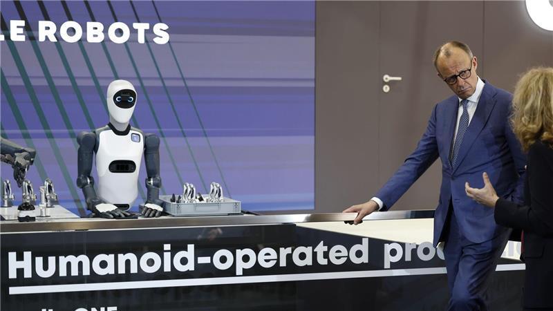 Eigentlich sollten die beiden Staatsoberhäupter den Kanzlerrundgang gemeinsam durchlaufen. 