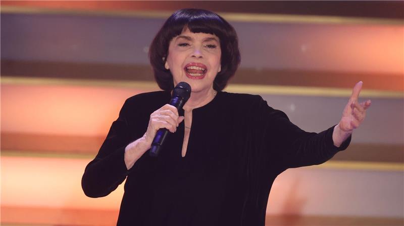 Eigentlich wollte die Chanson-Ikone kürzertreten