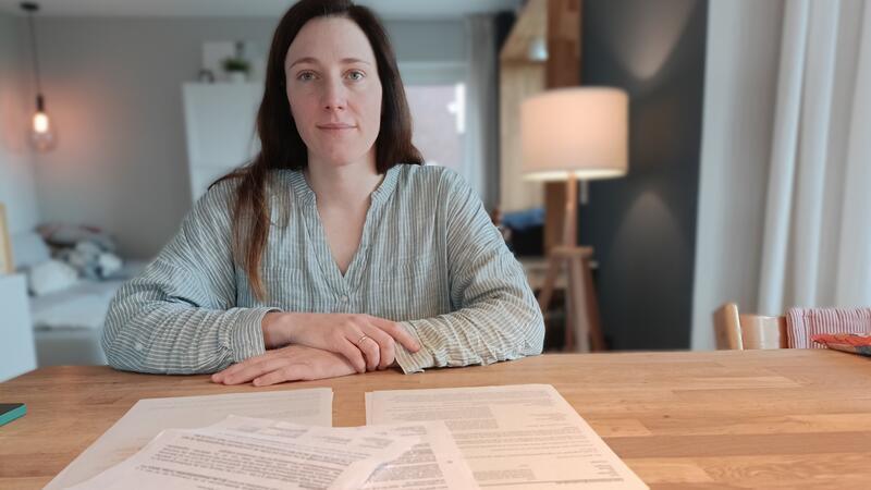 Eileen Kleimeier hat den Landkreis mehrmals angeschrieben: Trotz wenig Restmüll soll die Tonne häufiger geleert werden.