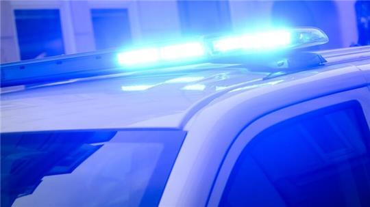 Ein 13-jähriges Mädchen verletzt sich bei dem Zusammenprall schwer. (Symbolbild)