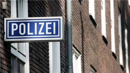 Ein 17-Jähriger erstattete in Cuxhaven Anzeige: Sein Vater hatte ihn aufgefordert, einen Mord zu begehen.