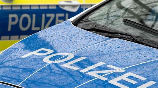 Ein 17-Jähriger soll einen fingierten Notruf abgesetzt haben. (Symbolbild)