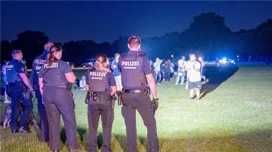 Ein 19 Jahre alter Tatverdächtiger wurde festgenommen.